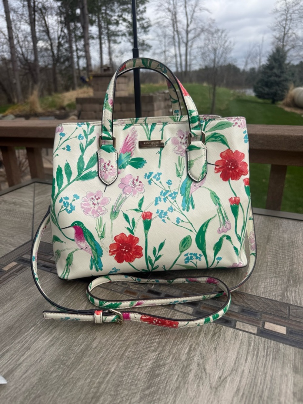 EUC Kate Spade Laurel Way Evangelie limited-edition
Hummingbird Floral Bag - Picture 3 of 10